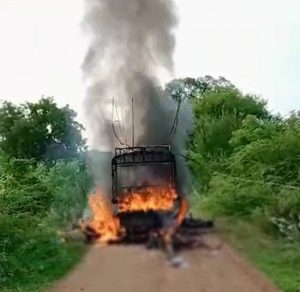 Autorickshaw carrying the victims was hit by a high-voltage electric cable and caught fire at Chillakondayyapalli village of Tadimarri Mandal in Sri Satya Sai district, Andhra Pradesh.