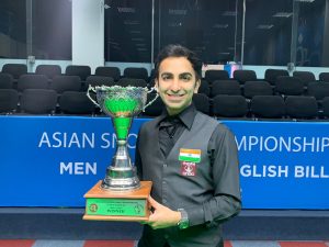 Advani after winning the Asian billiards title in March this year. (Twitter/Pankaj Advani)