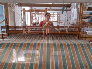 A handloom weaver from Kanukula, Telangana (Ramulu, President, HWCS, Kanukula, Peddapalli district)