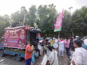TRS workers celebrate Munugode by-poll victory at the party headquarters in Banjara Hills, Hyderabad on 6 November. 