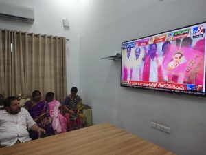 TRS workers celebrate Munugode by-poll victory at the party headquarters in Banjara Hills, Hyderabad on 6 November. 