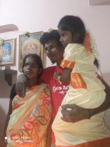 Kasturi and her husband Shakar along with their six year old daughter.