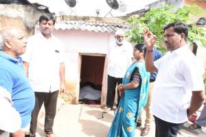 Residents and local leaders at Tumakuru